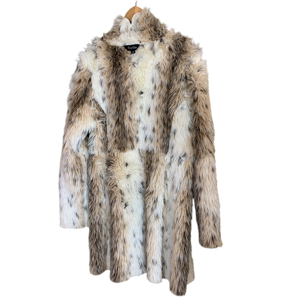 True Grit Women's Faux Fur Trimmed Coat - Picture 9 of 10